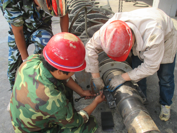 破碎机轴承位磨损