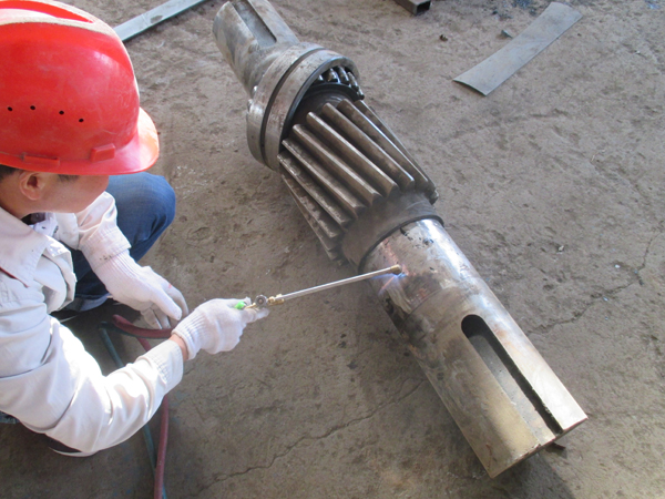 减速机轴承室（轴）磨损