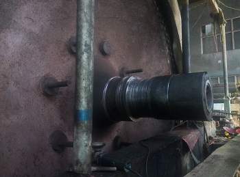 单缸纸机烘缸轴磨损在线修复技术