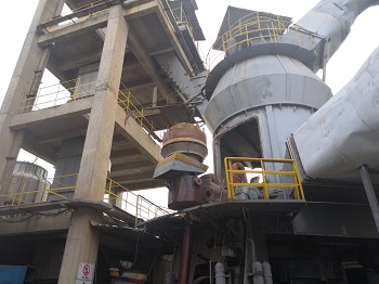 合肥院2800立磨磨辊辊芯磨损在