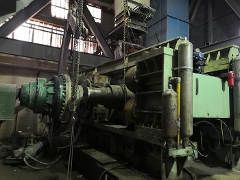 140-80辊压机轴头磨损在线修