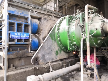 辊压机扭力支撑孔磨损索雷技术在线修复