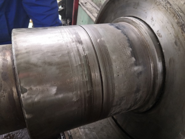 现场免拆卸快速修复双驱斗提轴磨损